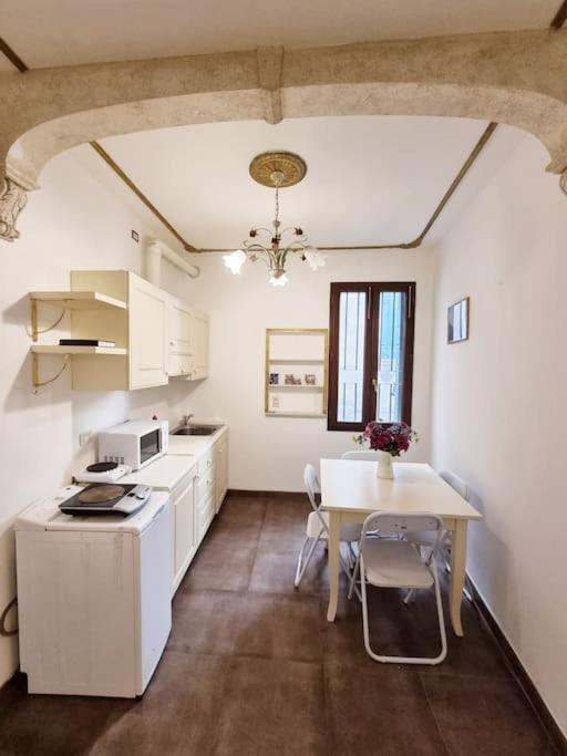 Ca'Briani Luxury - Behind S.Mark Square Veneza Exterior foto